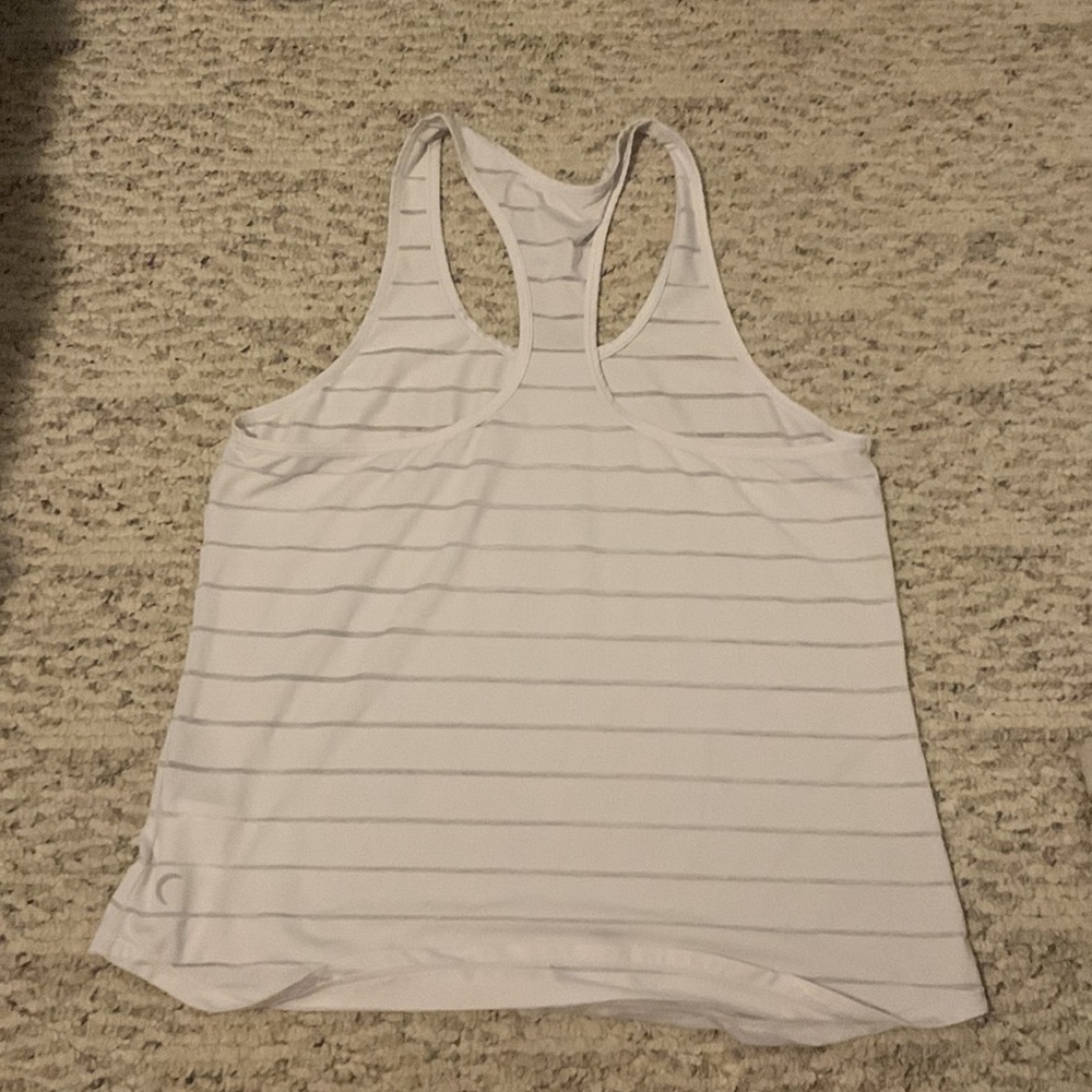 Zyia Active tank top. - Picture 2 of 3